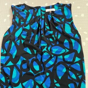 Calvin Klein women’s suiting - Pleated Front Crew Neck Sleeveless Top